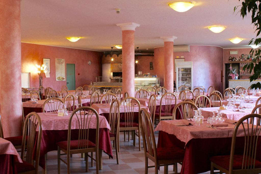 Hotel Monumento Certosa di Pavia Luaran gambar