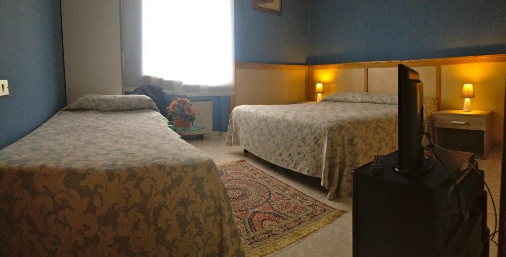 Hotel Monumento Certosa di Pavia Bilik gambar